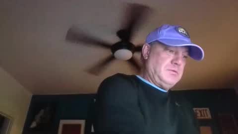 Snapshot of billjames55 chatting on May 6, 12:10 pm billjames55 online show from May 6, 12:10 pm