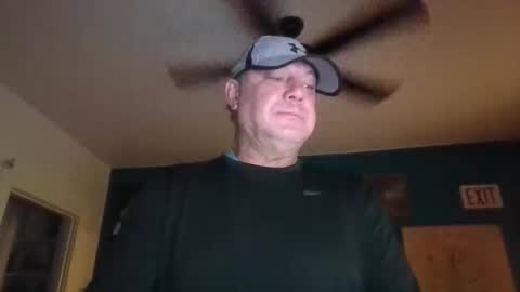 Snapshot of billjames55 chatting on May 7, 5:35 am billjames55 online show from May 7, 5:35 am