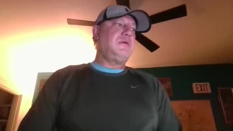 Snapshot of billjames55 chatting on May 11, 9:48 am billjames55 online show from May 11, 9:48 am