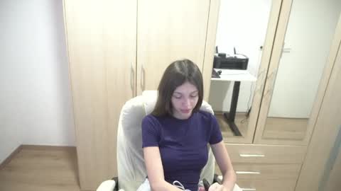 billy1love online show from March 27, 11:37 pm