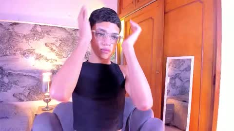 Sam online show from January 18, 11:58 am