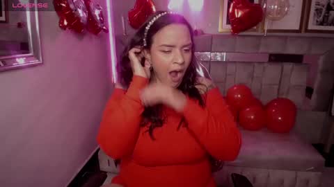 Snapshot of bily_takure_v chatting on February 15, 4:14 am Live 1000pm 600am COLOMBIAN HOUR online show from February 15, 4:14 am