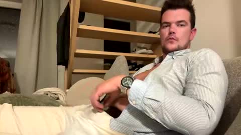 Snapshot of bingeling123 chatting on September 28, 6:24 pm bingeling123 online show from September 28, 6:24 pm