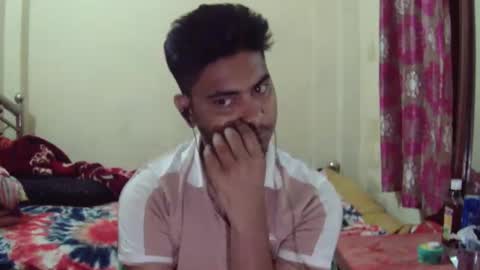 birbikrom104 online show from April 7, 3:34 pm