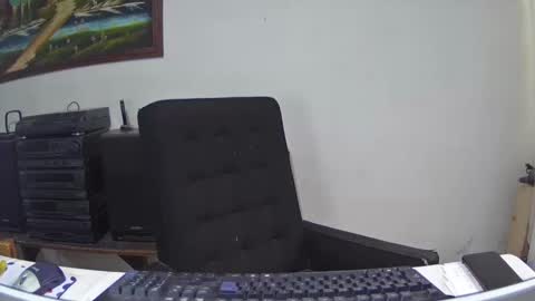 Snapshot of bisexmangenx chatting on January 18, 11:22 pm Manu O online show from January 18, 11:22 pm