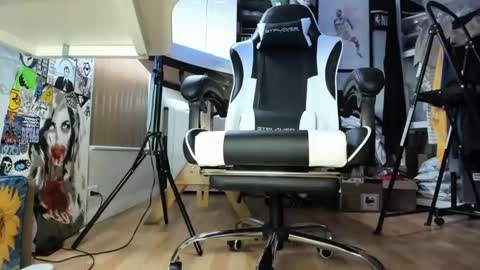 Snapshot of bisexualjay chatting on March 30, 12:17 pm bisexualjay online show from March 30, 12:17 pm