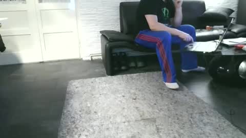 Snapshot of bitchnk chatting on February 12, 6:58 pm Bitchnk online show from February 12, 6:58 pm