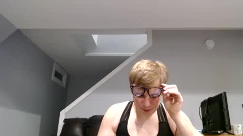 BittyBoi online show from September 20, 3:40 am