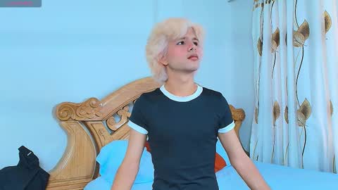 Snapshot of bjorn_andresen chatting on September 8, 8:19 pm bjorn_andresen online show from September 8, 8:19 pm