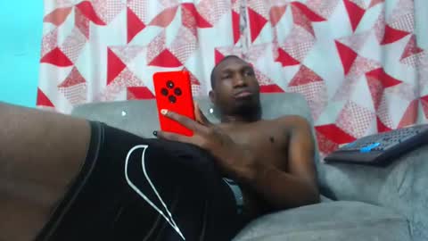 Snapshot of black30cmdick chatting on January 12, 8:14 am maquina online show from January 12, 8:14 am