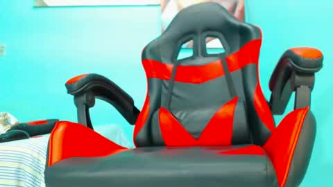 Snapshot of black30cmdick chatting on September 27, 7:35 am maquina online show from September 27, 7:35 am