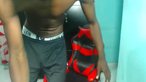 Snapshot of black30cmdick chatting on October 10, 7:35 pm maquina online show from October 10, 7:35 pm