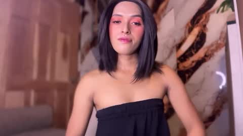 black_bag69 online show from May 11, 10:43 am