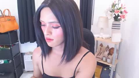 black_bag69 online show from May 16, 11:09 am