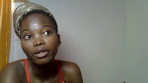 Snapshot of black_berriey chatting on November 18, 12:53 pm black_berriey online show from November 18, 12:53 pm