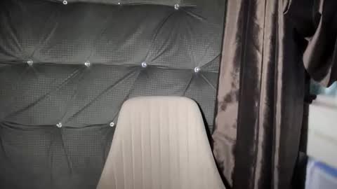 black_fairyxxx online show from December 4, 5:39 am