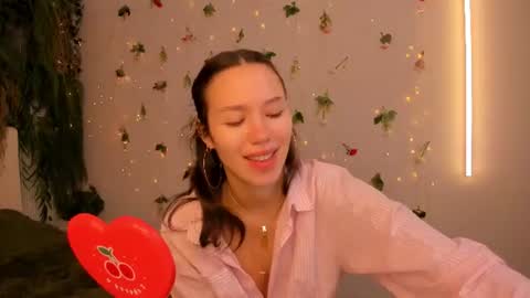 Jenny online show from July 12, 8:38 am