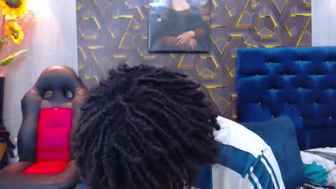 black_king_241 online show from March 23, 3:10 am