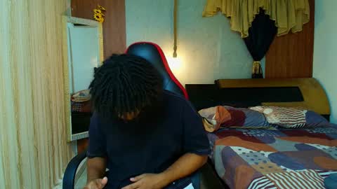 black_king_241 online show from April 6, 3:37 am