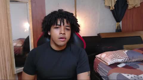 black_king_241 online show from April 15, 3:02 am