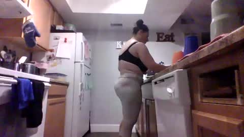 Snapshot of black_n_white69 chatting on February 15, 3:20 am SmokedOut480 online show from February 15, 3:20 am