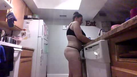 Snapshot of black_n_white69 chatting on February 16, 7:04 am SmokedOut480 online show from February 16, 7:04 am