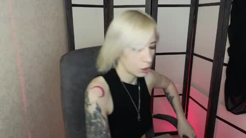 Emily online show from March 27, 9:32 am
