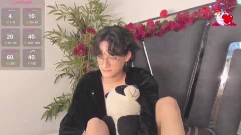 B L A C K  R O S E  online show from March 2, 2:43 pm