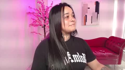 Rousse  online show from November 11, 4:01 am