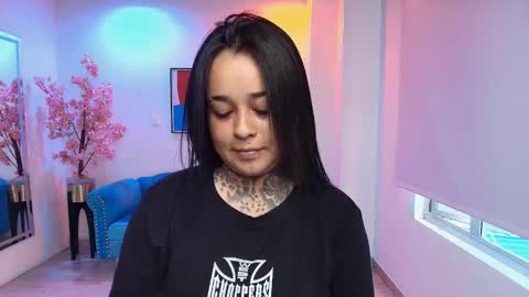 Rousse  online show from December 1, 7:41 pm