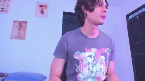 Snapshot of black_skull22 chatting on September 23, 7:50 pm Bryan online show from September 23, 7:50 pm