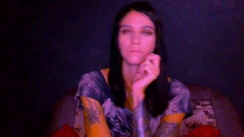 Snapshot of black_sswan chatting on October 16, 3:02 pm Kristin online show from October 16, 3:02 pm