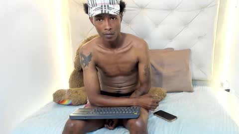 Snapshot of black_stud0 chatting on October 2, 8:05 pm Black Stud online show from October 2, 8:05 pm