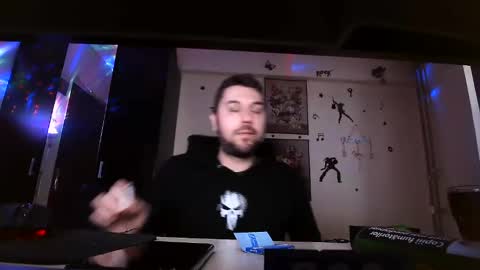 Snapshot of blackandwhiteboy6 chatting on December 28, 1:17 pm blackandwhiteboy6 online show from December 28, 1:17 pm