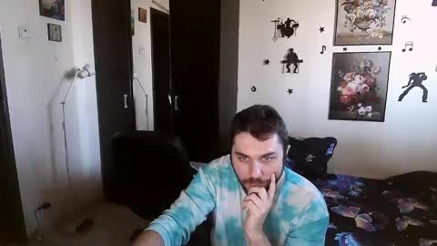 Snapshot of blackandwhiteboy6 chatting on January 5, 11:26 am blackandwhiteboy6 online show from January 5, 11:26 am