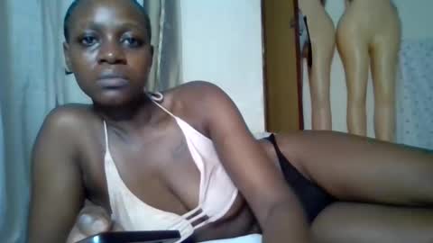 blackbarbiel online show from June 2, 11:23 am