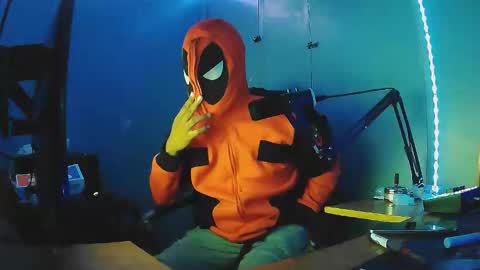 Snapshot of blackboardman chatting on April 5, 9:17 am blackboardman online show from April 5, 9:17 am