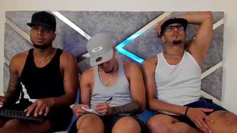 Snapshot of blackdreams1__ chatting on December 27, 8:28 pm Black Dreams online show from December 27, 8:28 pm