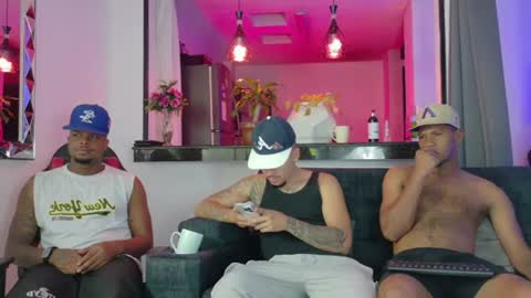 Snapshot of blackdreams1__ chatting on July 16, 1:33 am Black Dreams online show from July 16, 1:33 am
