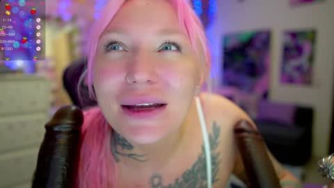 Alice online show from December 12, 9:58 pm