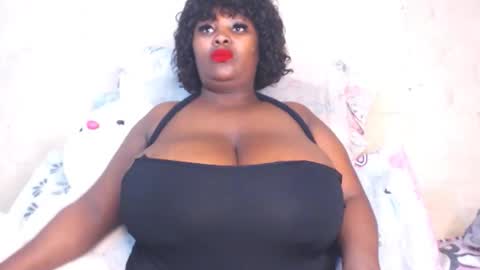 blackladyqx82 online show from May 4, 10:44 am