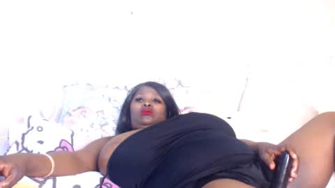 blackladyqx82 online show from May 17, 12:08 am