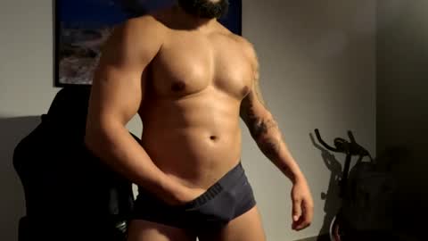 Snapshot of blackmacauly chatting on October 29, 9:49 pm Macauly online show from October 29, 9:49 pm