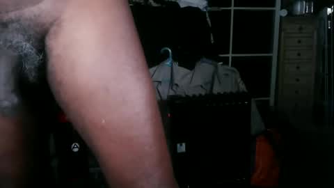 Snapshot of blackmanluv chatting on December 5, 10:01 am Me and her online show from December 5, 10:01 am