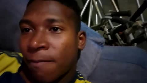 Snapshot of blackpanther_king chatting on March 23, 1:31 am blackpanther_king online show from March 23, 1:31 am