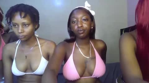 blackqueen2030 online show from April 15, 4:30 am