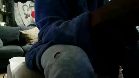 Snapshot of blackriches96 chatting on February 3, 5:49 am blackriches96 online show from February 3, 5:49 am