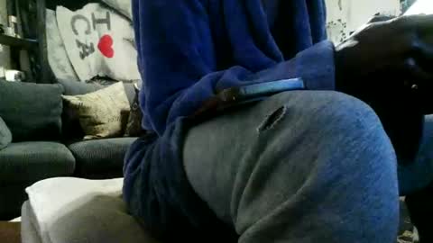 Snapshot of blackriches96 chatting on February 3, 6:40 am blackriches96 online show from February 3, 6:40 am