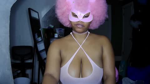 Snapshot of blacksirenqueen chatting on December 15, 7:02 am Queen Siren online show from December 15, 7:02 am