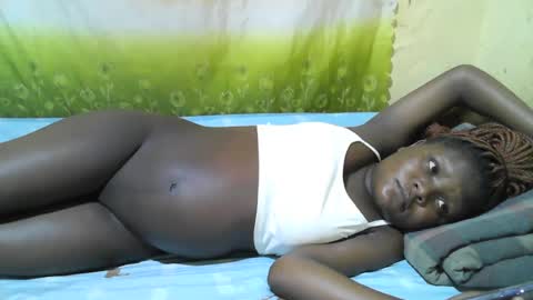 blackslim_girl2 online show from August 3, 7:17 pm